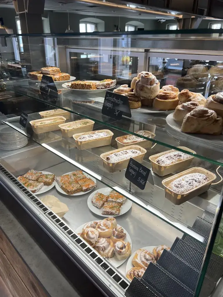 Shkumbin Baxhuku_ROSMARIE GMÜND_Gmünd_avis