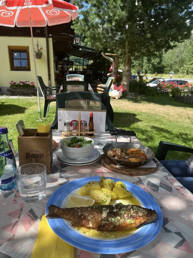 Yurina V_Gasthaus Gradenwirt_Großkirchheim_avis