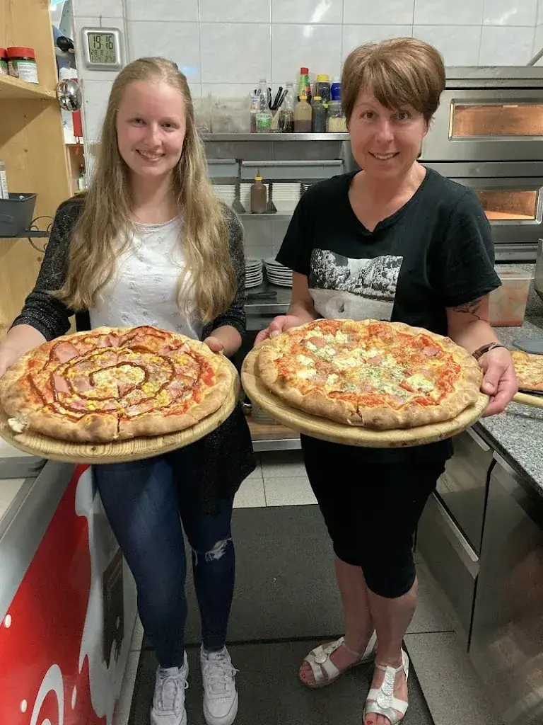 Pizzeria Michis Badstüberl_Gitschtal_slider_image_3