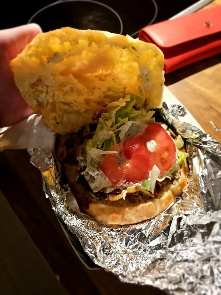 Jack MonteCristo_Denis Kebap_Bruckneudorf_review