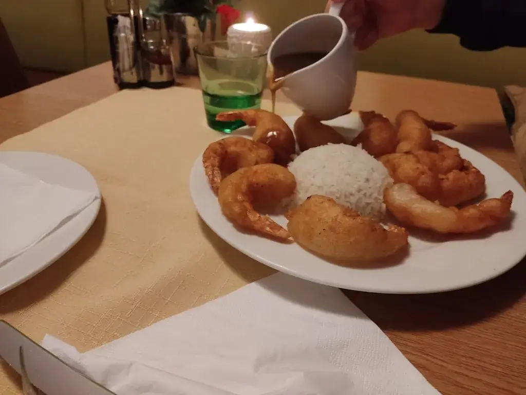 Evgeniya Dikunov_Mei Asia Restaurant Hermagor_Gitschtal_avis