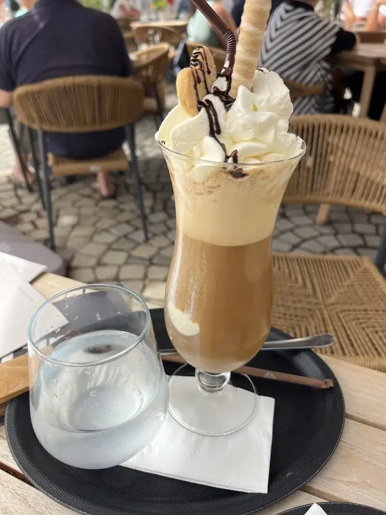 Bas de Lange_Das Herzstück vom Petznek_Bruckneudorf_recensione