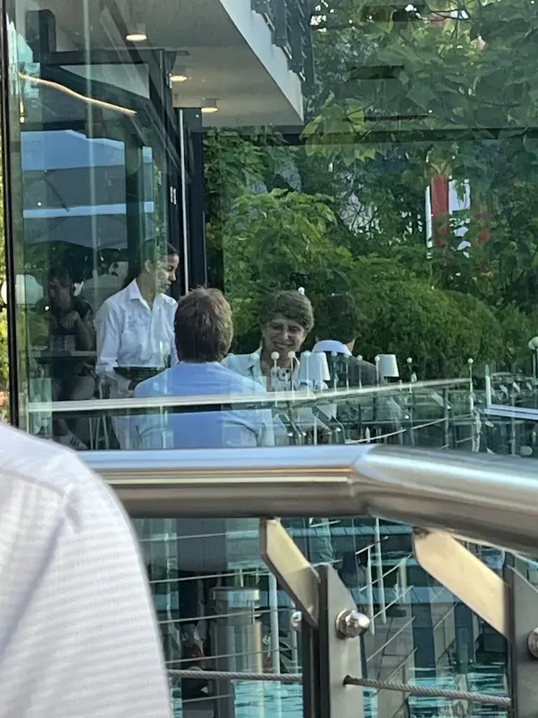 Audrey Gran Weinberg_JILLY BEACH Wörthersee_Görtschach_review