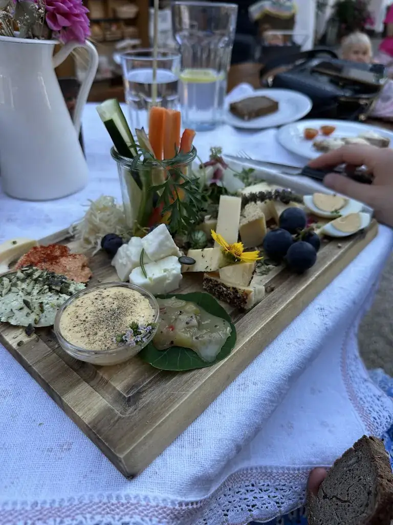 Gerald Zankl_Die Labsalerie_Görtschach_avis