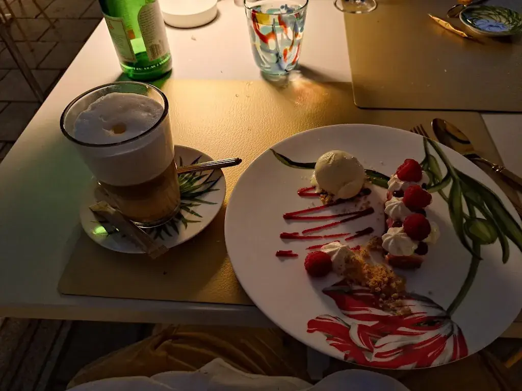 Menu_See-Restaurant Porto Bello & Lounge - Hotel Schloss Seefels_Görtschach_image_8