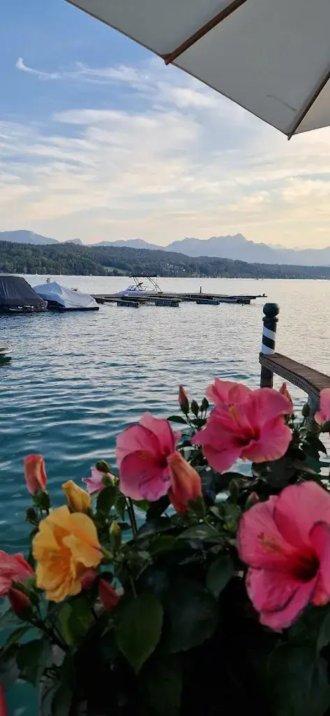 Andreas LEHENECK_See-Restaurant Porto Bello & Lounge - Hotel Schloss Seefels_Görtschach_avis