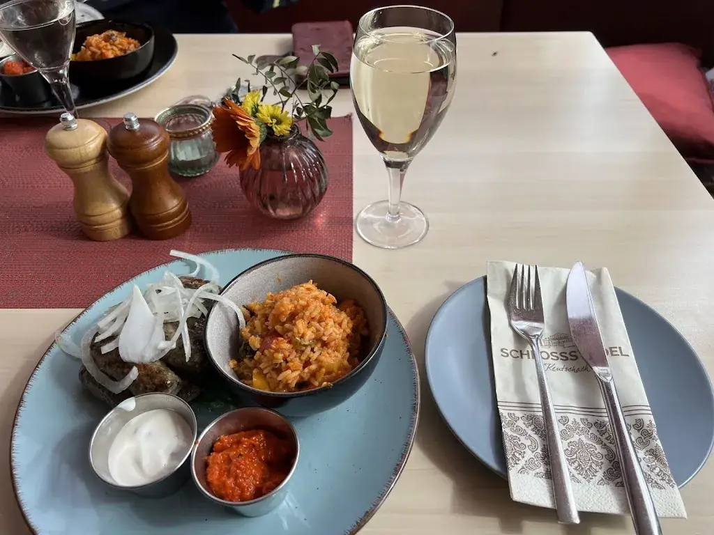 Li Konig_Schlossstadel_Görtschach_avis