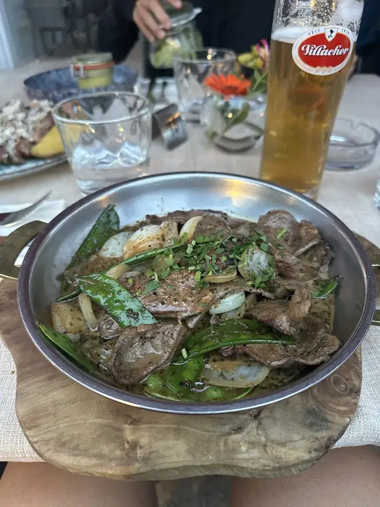 Simon Antony_Schlossstadel_Görtschach_avis