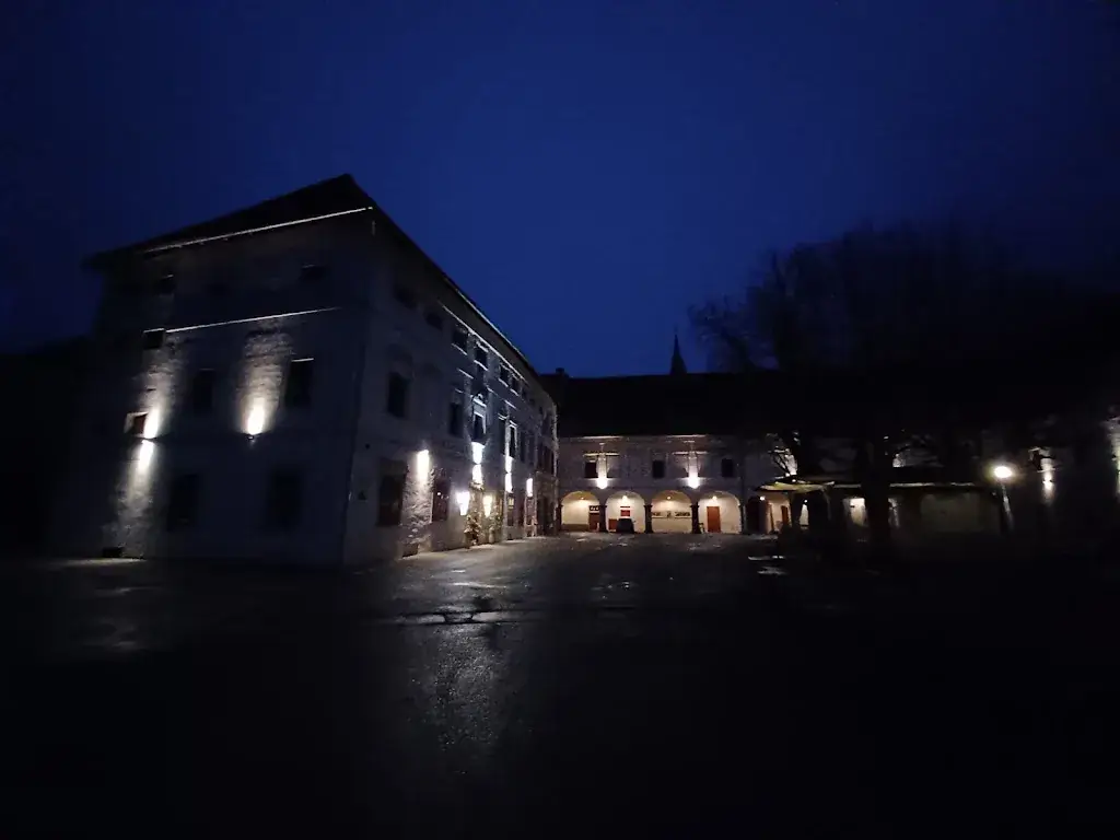 Silvia Ferrato_Gasthaus Duller_Griffen_recensione