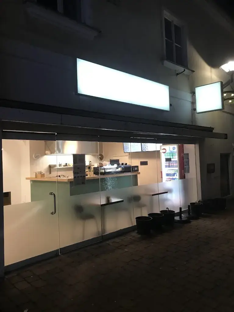 Absender_Nori Box_Bruckneudorf_avis