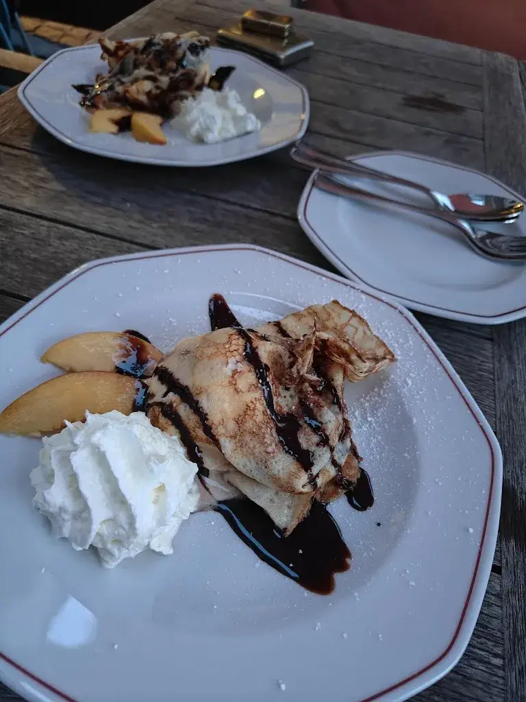 Ulisse4791_Dorfwirt u Kulturzentrum Fam Heidegger_Irschen_review