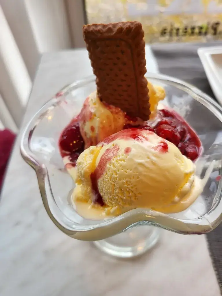 Kayvaan Shrike_Ristorante Pizzeria Toscana_Hüttenberg_avis