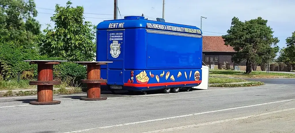 Robert Kratky_Bulls Burgers Food Truck_Bruckneudorf_review