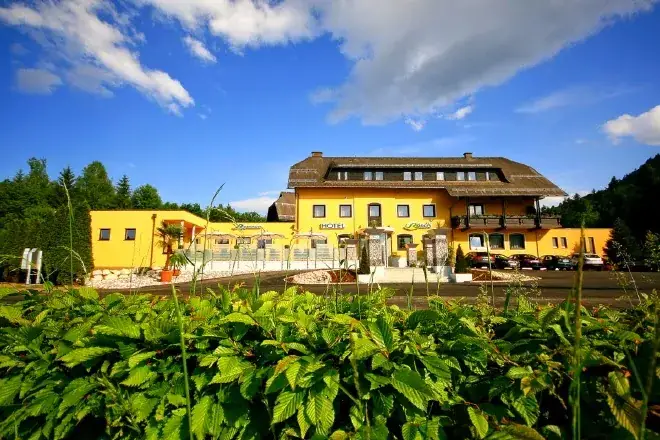 Hotel Restaurant Rösch restaurant à Klagenfurt-Land District