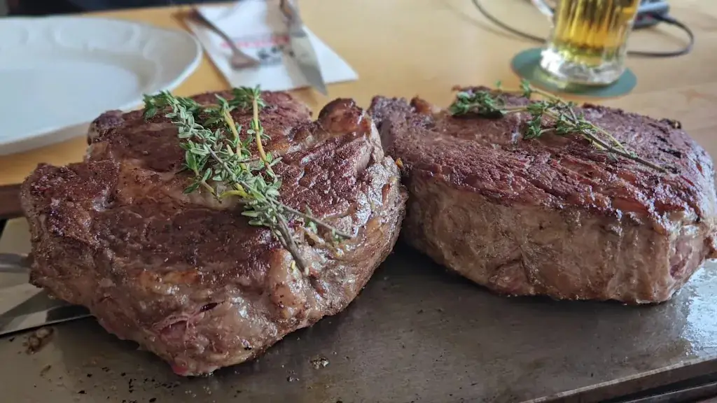 LADICH'S STEAK-HOUSE Parndorf Restaurant - The Original SINCE 1997_Bruckneudorf_slider_image_2