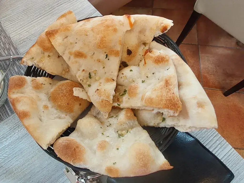 Robert Forchert-Mühlbachler_Mr. Bean Pizza House_Köttmannsdorf_avis