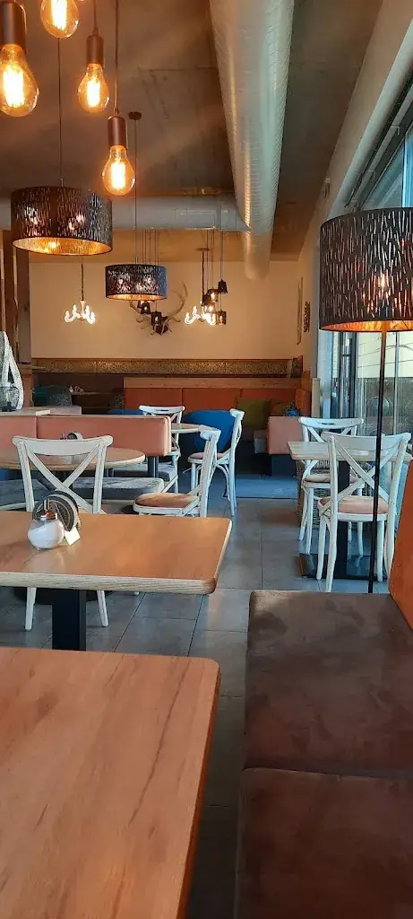 Hans Thomas_FRANZ´L - Das Landkaffee_Köttmannsdorf_avis