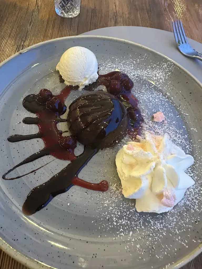 Tracey M_see.gast.haus Krumpendorf_Keutschach am See_avis