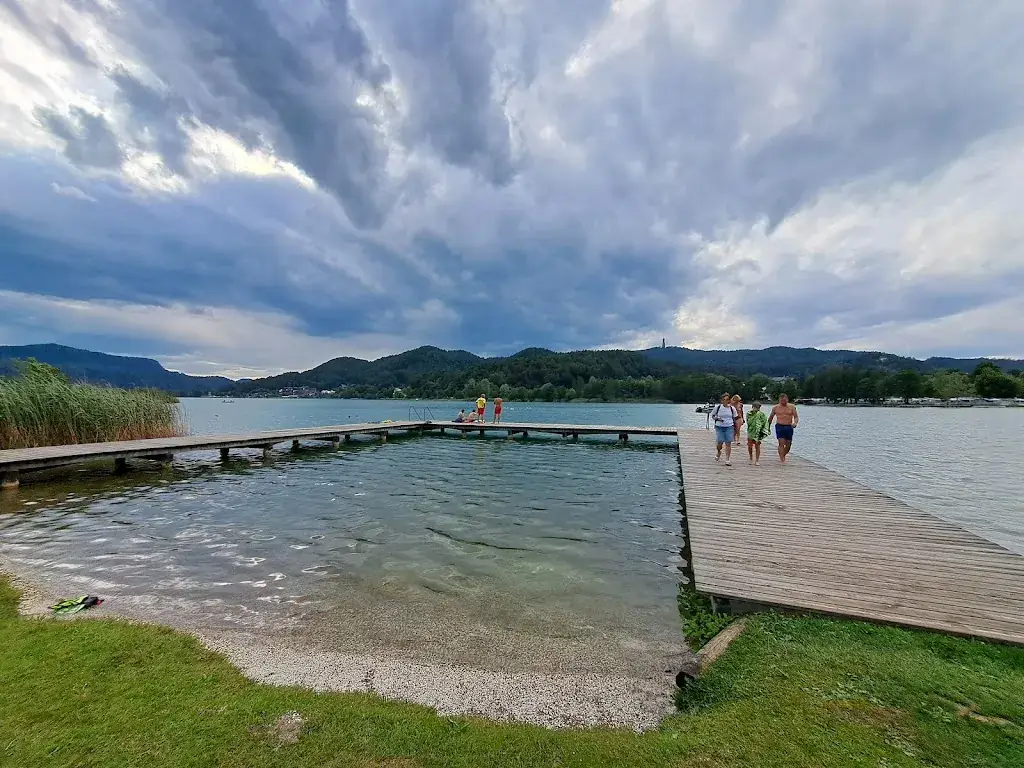 Gabriella Garadnay_Gerti's Strandbad Keutschach_Keutschach am See_avis