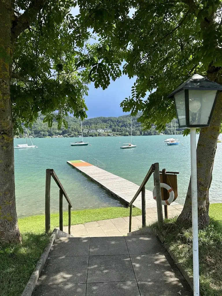 Indre Galbuoge_BAD STICH Seerestaurant_Keutschach am See_avis