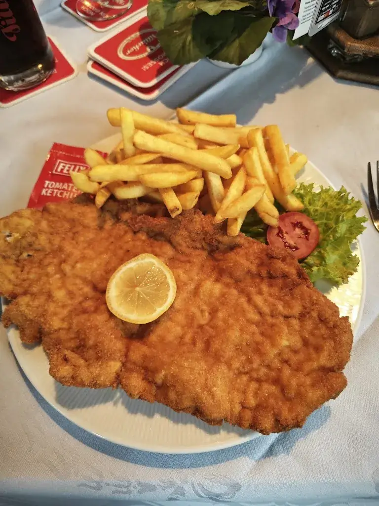 Alexandra Sütő_Gasthof Mariandl_Keutschach am See_avis