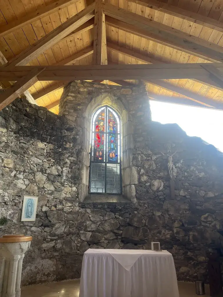 Laura Finch_Burg Landskron_Landskron_recensione