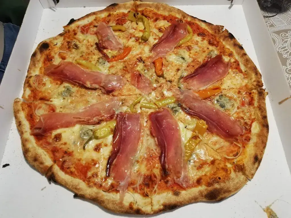 Pizzeria La Formica kötschach_Kötschach_slider_image_3