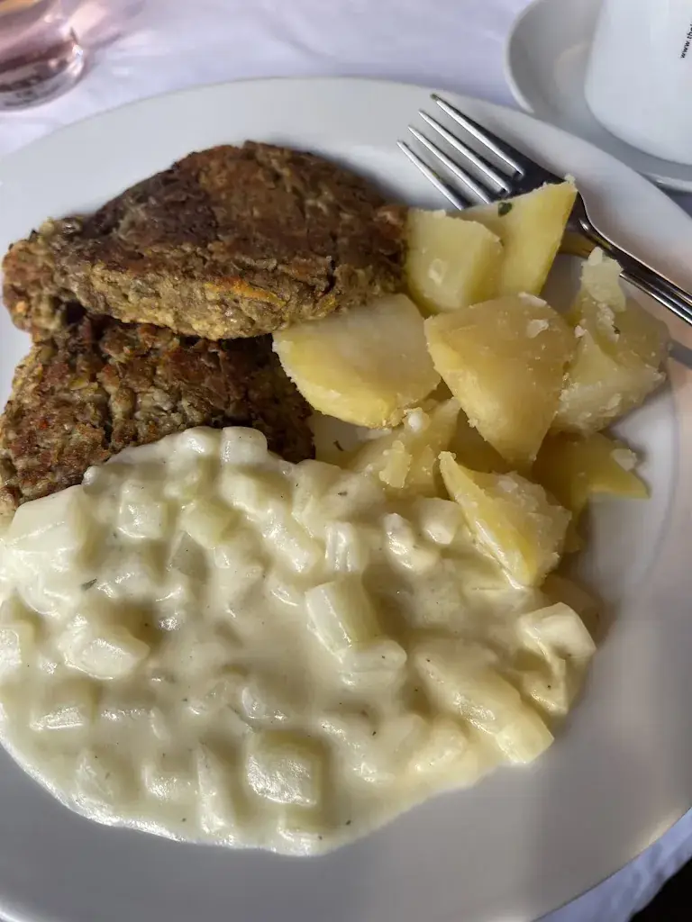 Sumita T_Zur Säge_Kötschach_avis