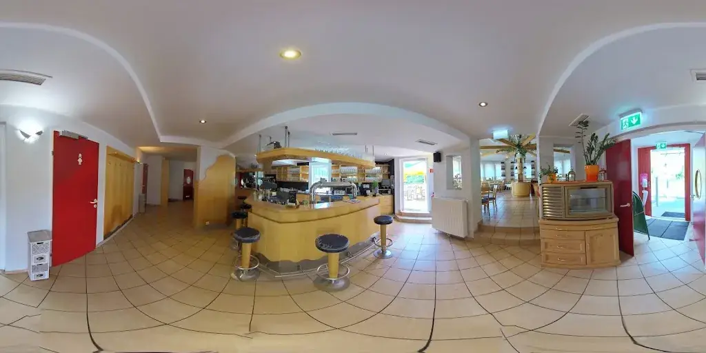 Cafe-Restaurant Aquarena_Kötschach_slider_image_3