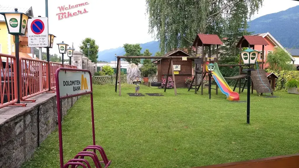 Maximilian Emersic_Josef's Restaurant_Kötschach_review