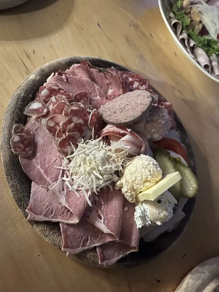 Barbara Ka_Mostschenke Orasch_Kühnsdorf_avis