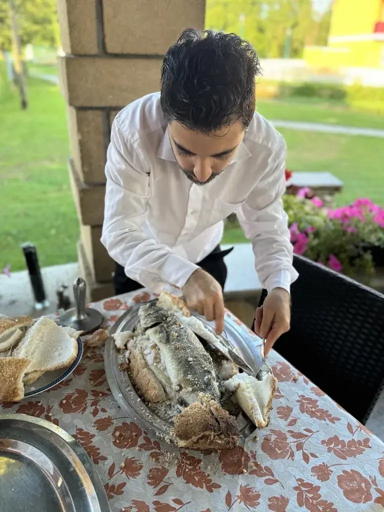 Oliver Freeride_Ristorante Pizzeria Bella Italia da Salvatore_Kühnsdorf_recensione