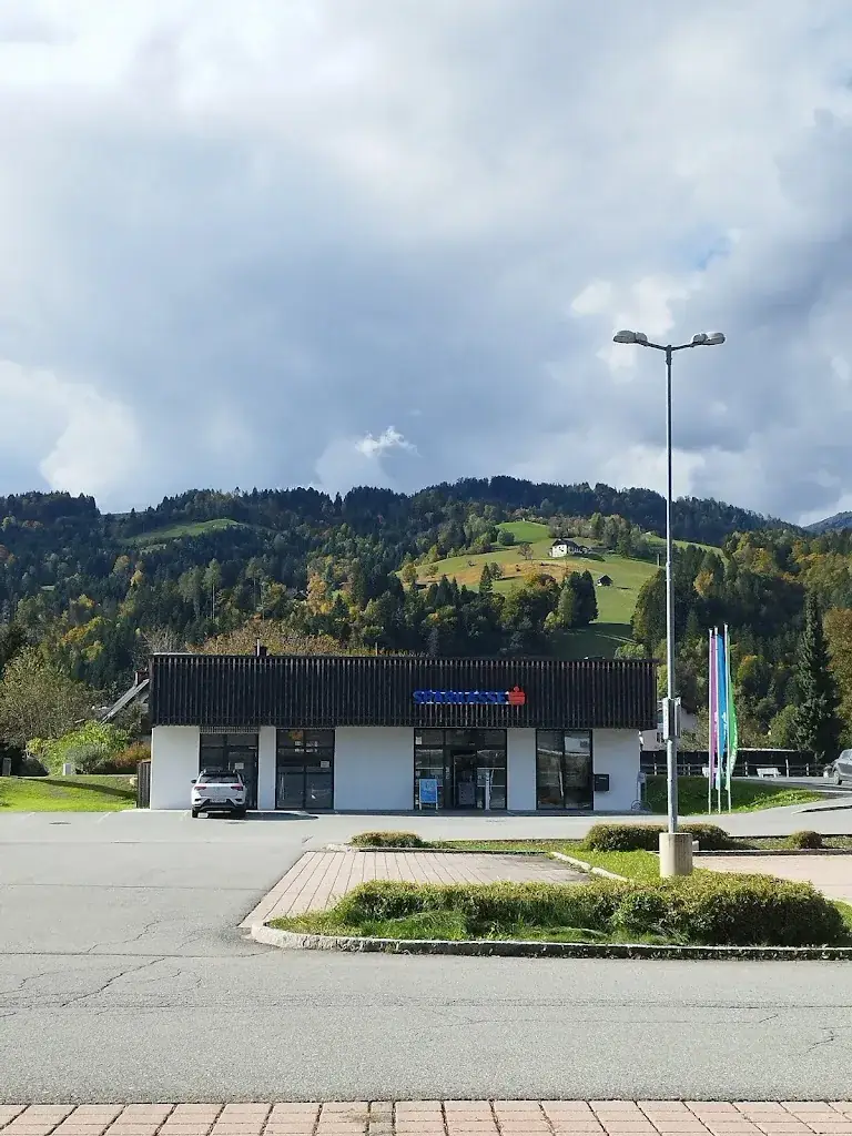 Zahra Abdi_Dönerium, Kebabimbiss_Kötschach-Mauthen_recensione