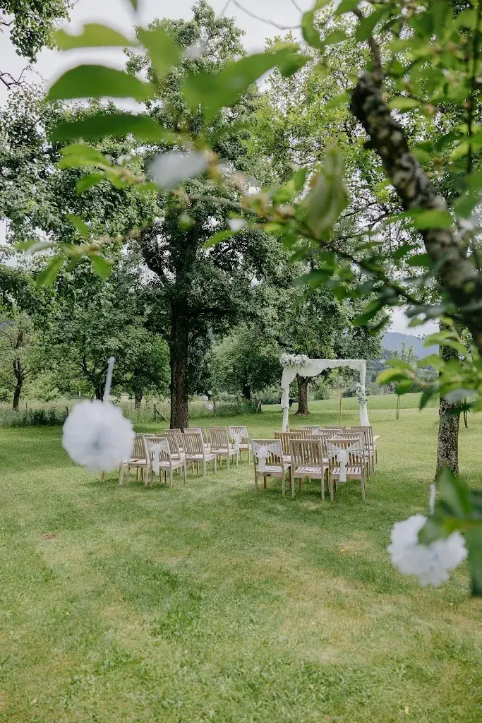 Jasmin López Quezada_Liegl am Hiegl_Launsdorf_avis