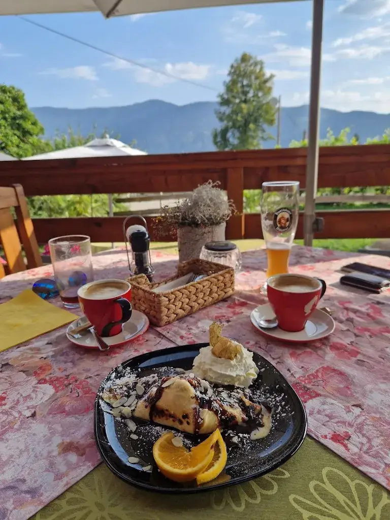 DI WU_Hof Karlbauer_Lendorf_avis