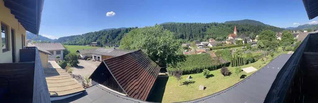 Annika McKay_Gasthof Hüttenwirt_Lavamünd_review