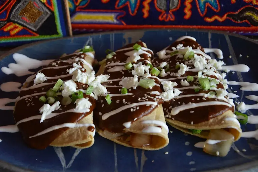 Mezcal_Krems_slider_image_3