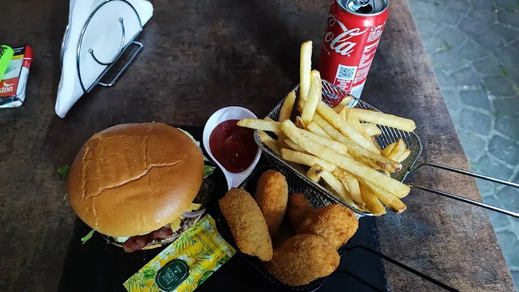 Happy Eat_Bruckneudorf_slider_image_2