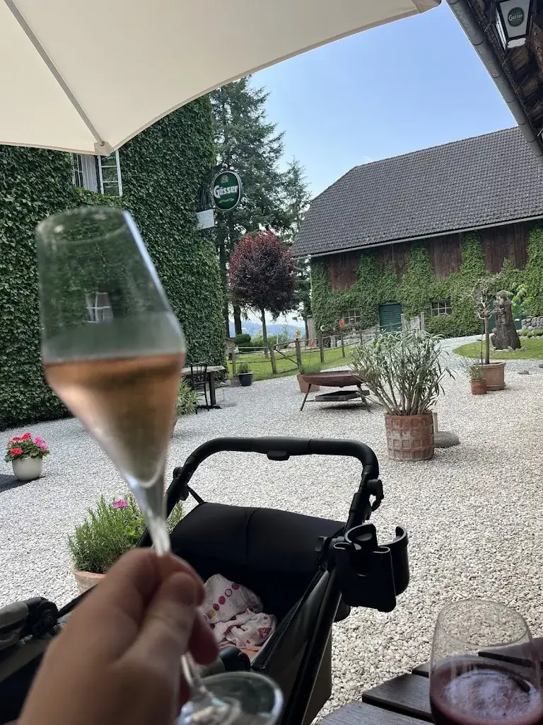 Alexander Schwab_Wirtshaus 