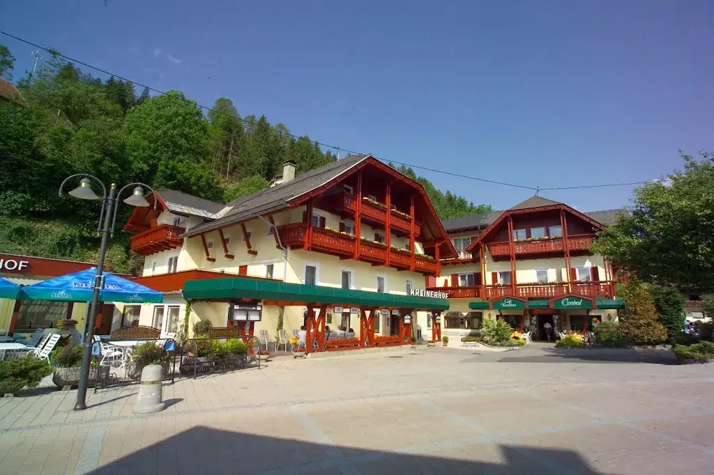 Landhotel Restaurant Gasthof Kreinerhof ristorante a Lurnfeld