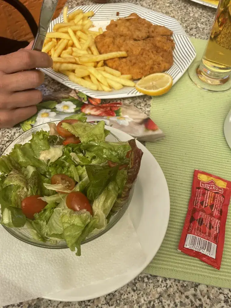 Cafe Restaurant Rheingold_Lurnfeld_slider_image_3