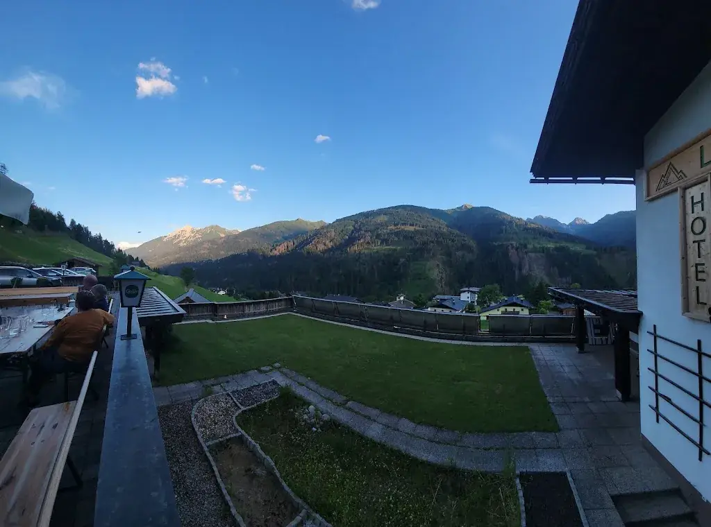 Suzanne Newcomb_Lesachtalerhof_Lesachtal_review