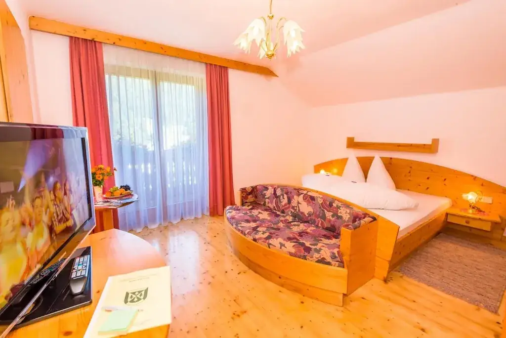 Gasthof Pension Waldfriede_Lesachtal_slider_image_2