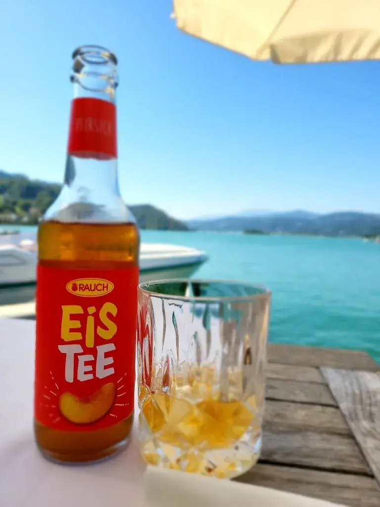 Kush Sarathchandra_Seebar Linde_Maria Wörth_avis