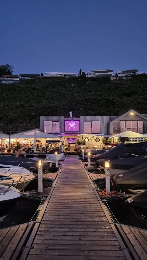 Helmut Liedl Jun._SEE.STERN - Restaurant & Lounge_Maria Wörth_avis