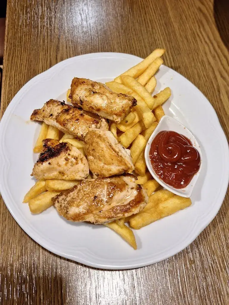 Petr Malý_Badwirt Mallnitz_Mallnitz_avis