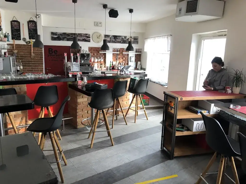 Bierstüberl Möllbrücke restaurant à Möllbrücke