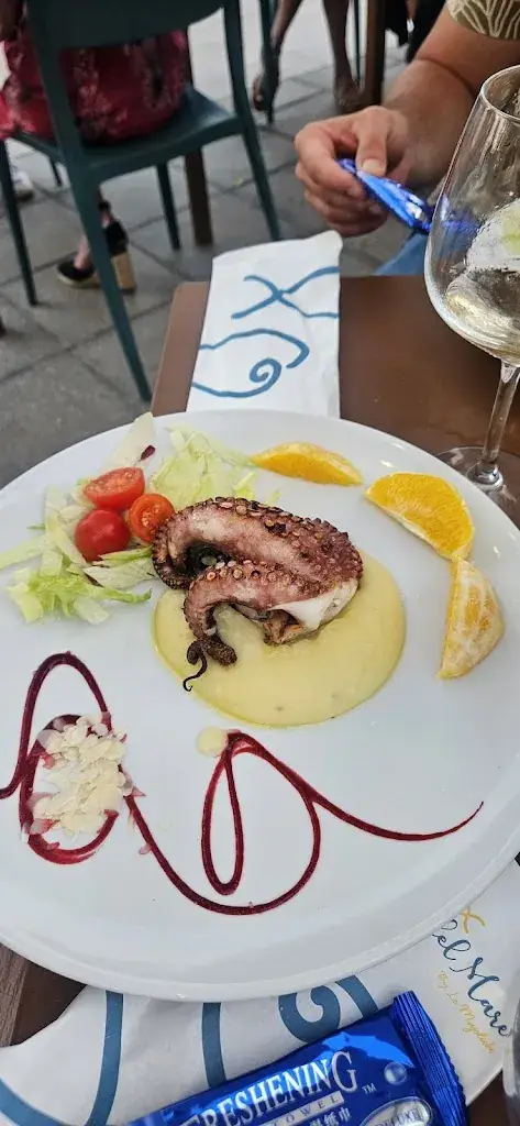 Madalina Roxana Oprea_Trattoria del Mare - Malta Restaurant_Malta_avis