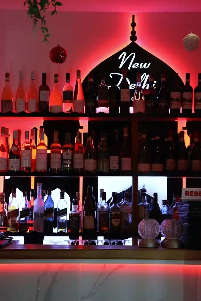 Theresa St. John_New Delhi_Malta_review