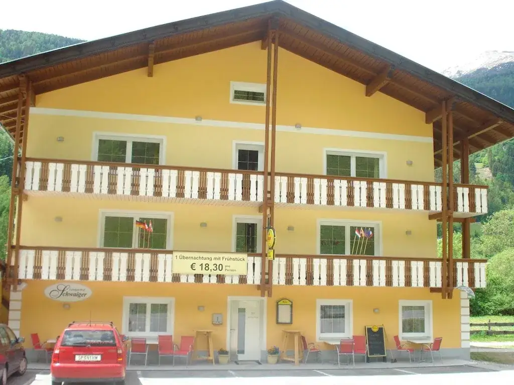 Landgasthof Schwaiger restaurant à Mörtschach